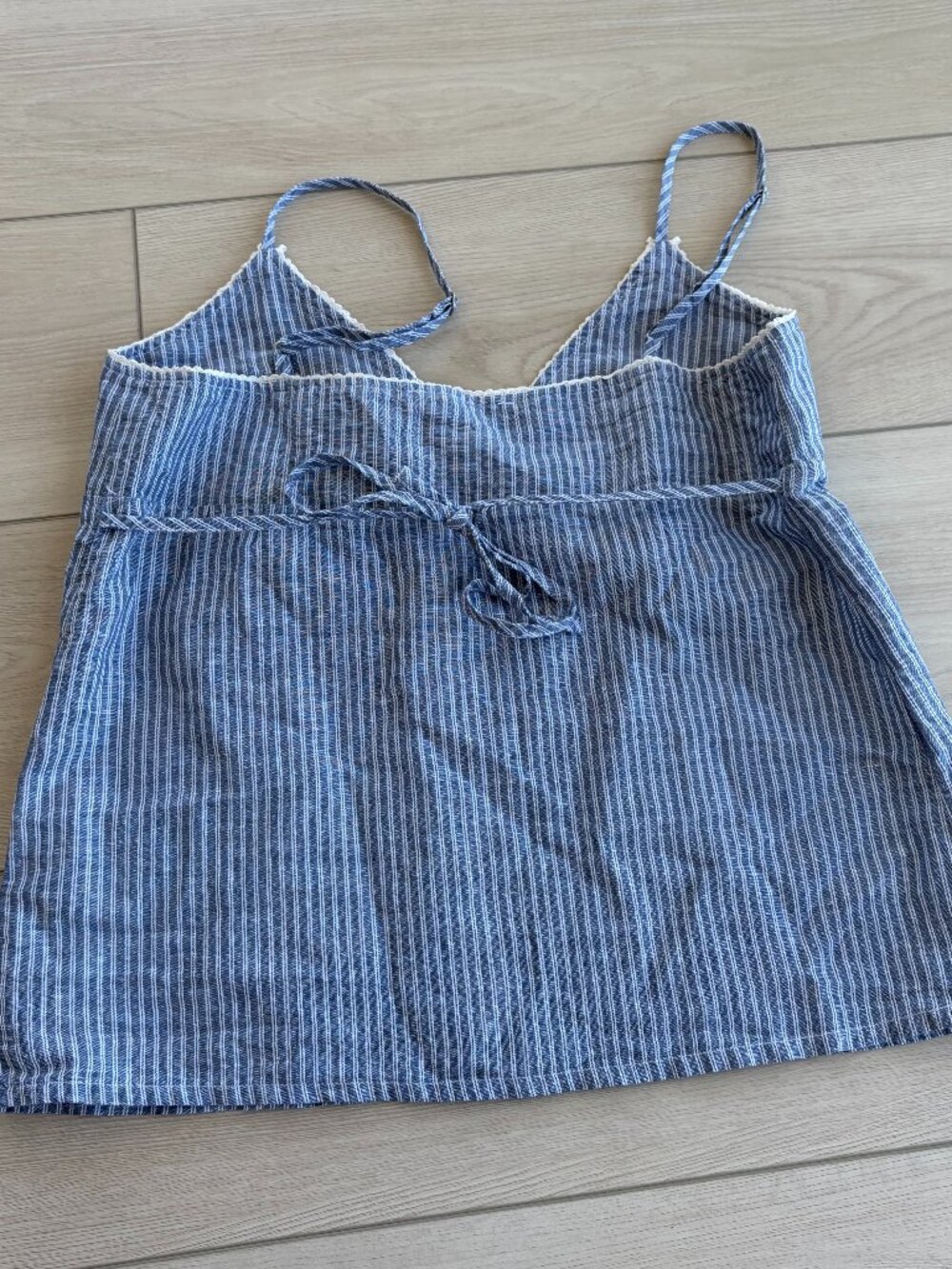 Brandy Melville Tank Top - Picture 2 of 4